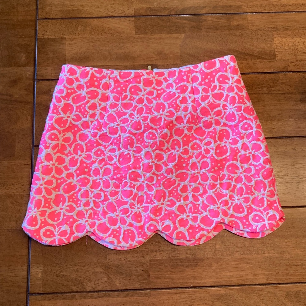 Lilly Pulitzer Pink and White Floral Skirt Scallop Hem Size 2
